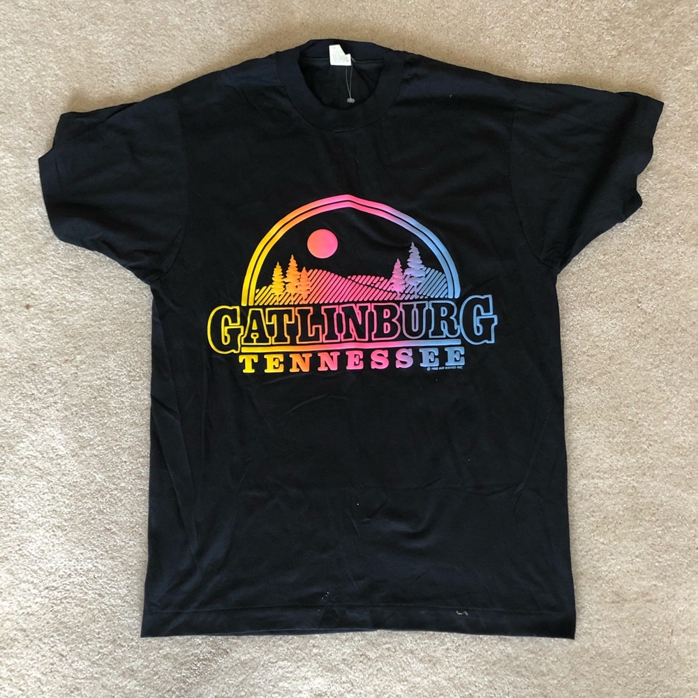 Vintage Gatlinburg Tennessee shirt
